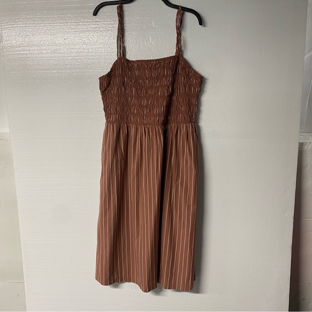 A New Day Dress Women Midi XXL Smocked Pockets Tie spaghetti Straps Pleasant